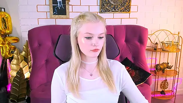 GraceGlamour online show from 11/19/25, 01:11