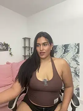Snapshot of isabella_aristi03 chatting on 07/02/26, 04:18 isabella aristi03 online show from 07/02/26, 04:18