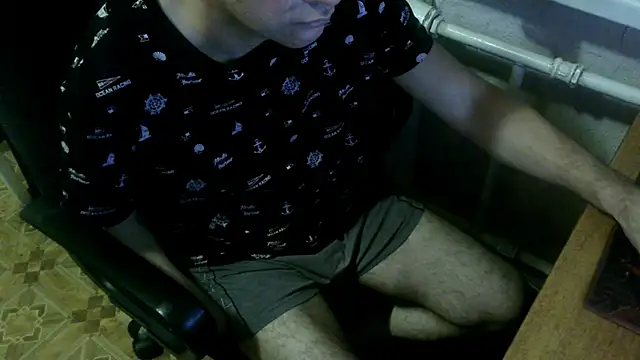 Snapshot of AlDON59 chatting on 12/22/24, 07:42 AlDON59 online show from 12/22/24, 07:42