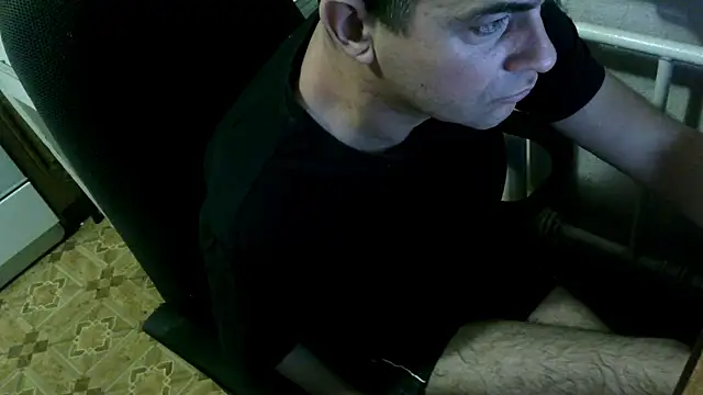 Snapshot of AlDON59 chatting on 12/26/24, 08:42 AlDON59 online show from 12/26/24, 08:42