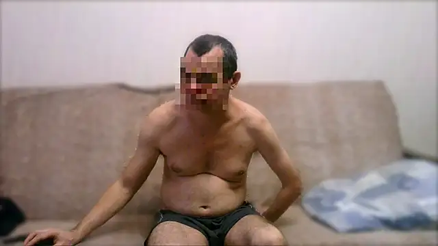 Snapshot of AlDON59 chatting on 01/10/25, 10:06 AlDON59 online show from 01/10/25, 10:06