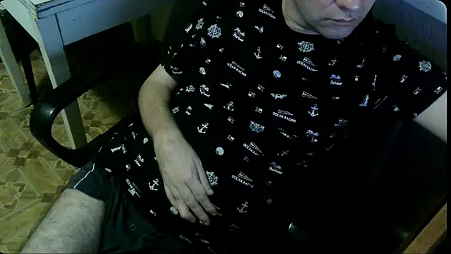 Snapshot of AlDON59 chatting on 01/19/25, 05:28 AlDON59 online show from 01/19/25, 05:28