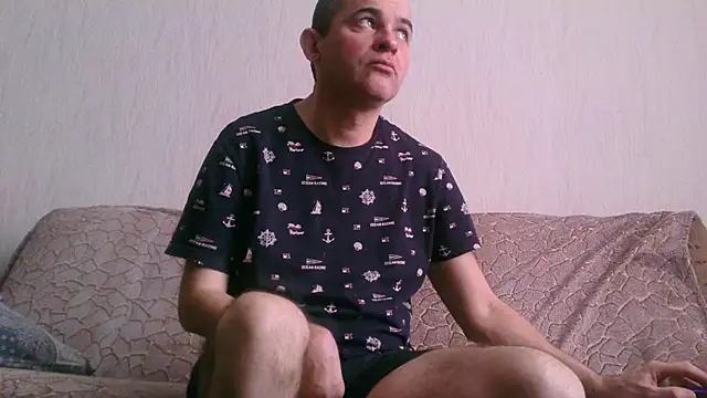 Snapshot of AlDON59 chatting on 02/17/25, 09:46 AlDON59 online show from 02/17/25, 09:46