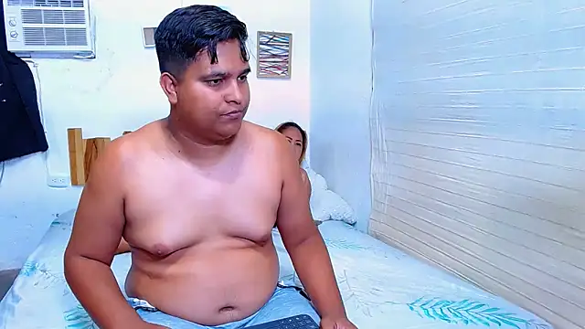 Snapshot of lucasandSofi chatting on 03/20/26, 09:08 lucasandSofi online show from 03/20/26, 09:08