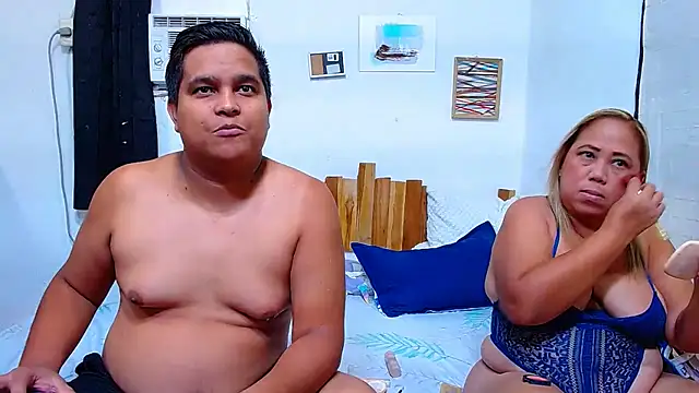 Snapshot of lucasandSofi chatting on 04/16/26, 09:04 lucasandSofi online show from 04/16/26, 09:04