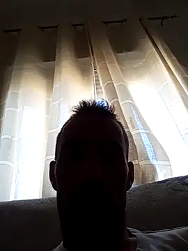 Snapshot of MownRender chatting on 04/17/26, 04:21 MownRender online show from 04/17/26, 04:21