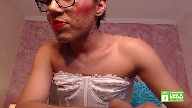 moon hill online show from 01/05/25, 12:20