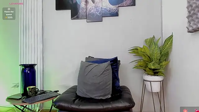 thomas eliotts online show from 03/04/25, 08:16