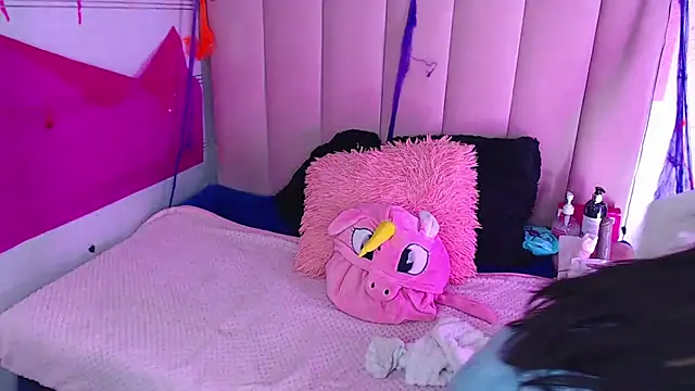 sara caplerx online show from 11/07/25, 07:14