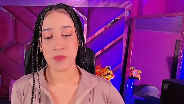 Snapshot of Eimy_Sexy_ chatting on 03/25/26, 01:17 Eimy Sexy online show from 03/25/26, 01:17