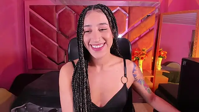 Snapshot of Eimy_Sexy_ chatting on 03/26/26, 02:22 Eimy Sexy online show from 03/26/26, 02:22