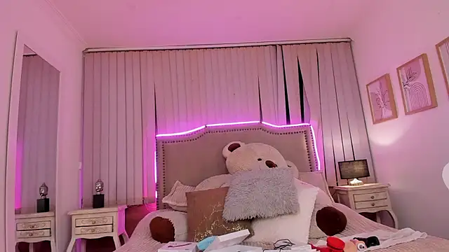 Snapshot of Valentina_Se chatting on 03/07/25, 07:19 Valentina Se online show from 03/07/25, 07:19