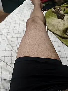 Snapshot of 01kirito chatting on 03/01/26, 06:21 01kirito online show from 03/01/26, 06:21