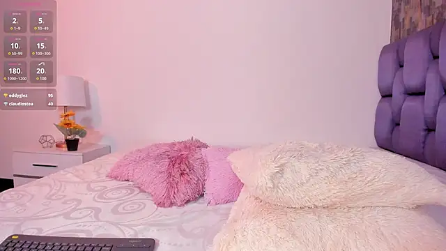 Snapshot of IsabellaAnngel chatting on 03/09/25, 02:39 IsabellaAnngel online show from 03/09/25, 02:39