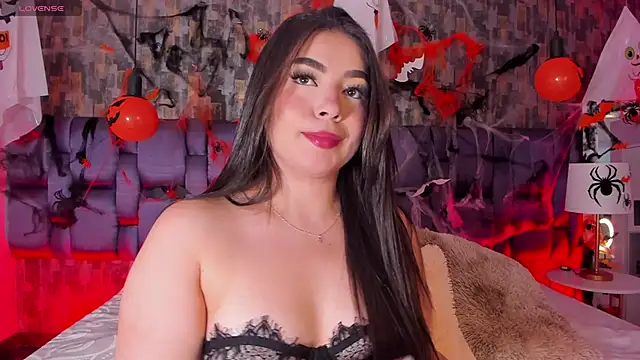 Snapshot of IsabellaAnngel chatting on 11/01/25, 10:56 IsabellaAnngel online show from 11/01/25, 10:56