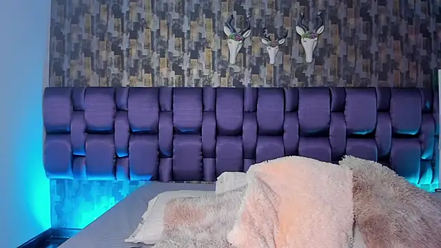 Snapshot of IsabellaAnngel chatting on 11/12/25, 02:23 IsabellaAnngel online show from 11/12/25, 02:23