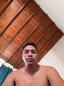 Snapshot of Thiago_Santo_ chatting on 06/14/26, 09:28 Thiago Santo online show from 06/14/26, 09:28