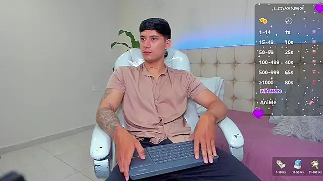 Damian23   online show from 01/31/25, 12:29