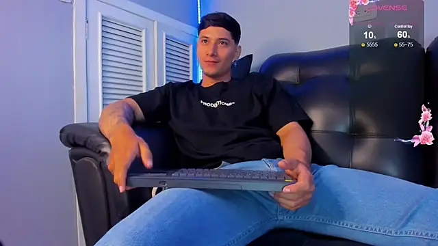 Damian23   online show from 03/21/25, 12:39