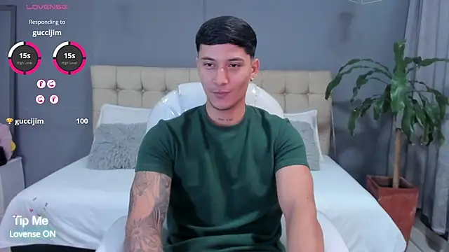 Damian23   online show from 09/12/25, 10:26