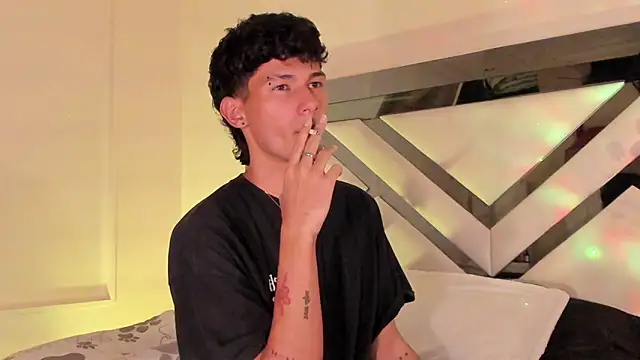 Alexx tc online show from 02/06/25, 03:48