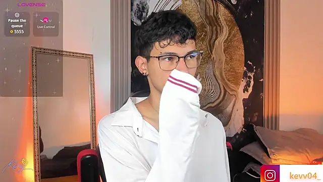 Alexx tc online show from 04/10/26, 03:01