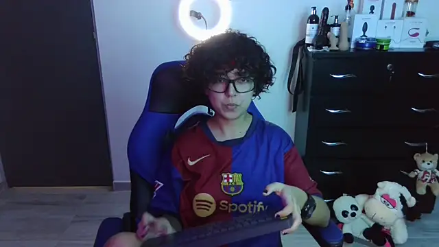 thomascooper7 online show from 09/28/25, 05:51