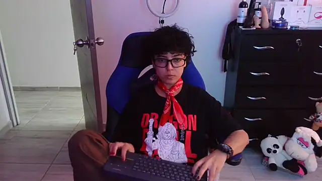 thomascooper7 online show from 02/13/26, 06:15