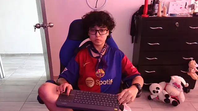 thomascooper7 online show from 03/22/26, 06:55