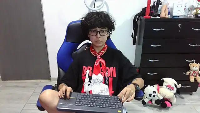 thomascooper7 online show from 03/27/26, 07:46