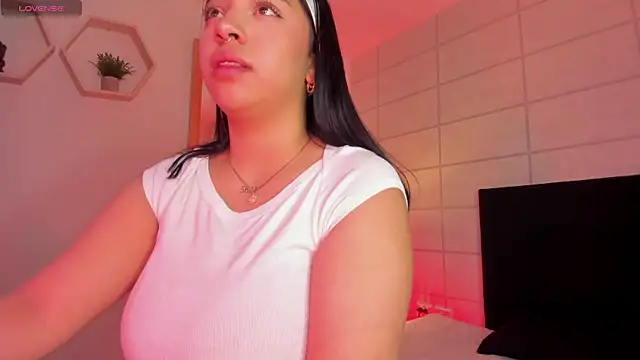 Christine Laam online show from 11/27/25, 12:18