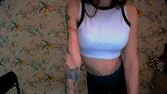 Snapshot of Asia_N_ chatting on 01/18/25, 11:00 Asia N  online show from 01/18/25, 11:00