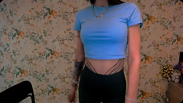 Snapshot of Asia_N_ chatting on 02/04/25, 11:16 Asia N  online show from 02/04/25, 11:16