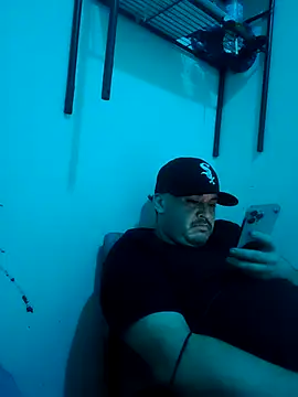 Snapshot of RodeMud chatting on 02/26/26, 12:59 RodeMud online show from 02/26/26, 12:59