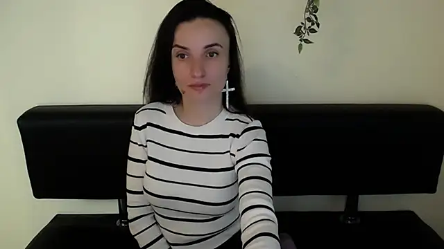 LaimaV  online show from 03/29/26, 09:04