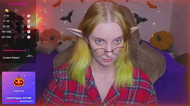 Fluffy muffin  online show from 10/22/25, 02:50