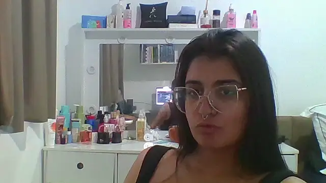 Snapshot of isa_ofc2024 chatting on 04/29/26, 06:14 isa ofc2024 online show from 04/29/26, 06:14