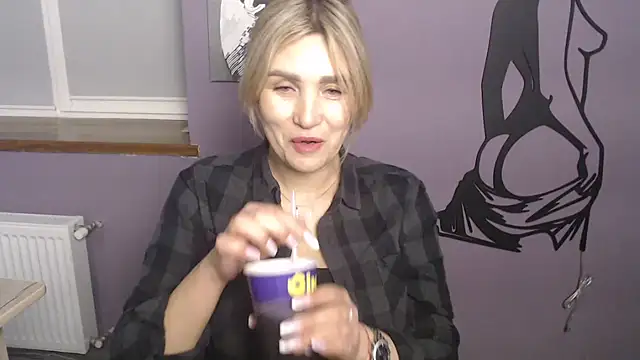 Snapshot of _sexy_lady chatting on 03/22/26, 02:20 sexy lady online show from 03/22/26, 02:20