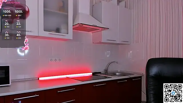 LivyyBossom online show from 12/17/24, 05:58