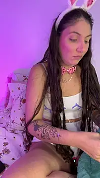 Snapshot of DianaSartori chatting on 04/06/26, 08:43 DianaSartori online show from 04/06/26, 08:43