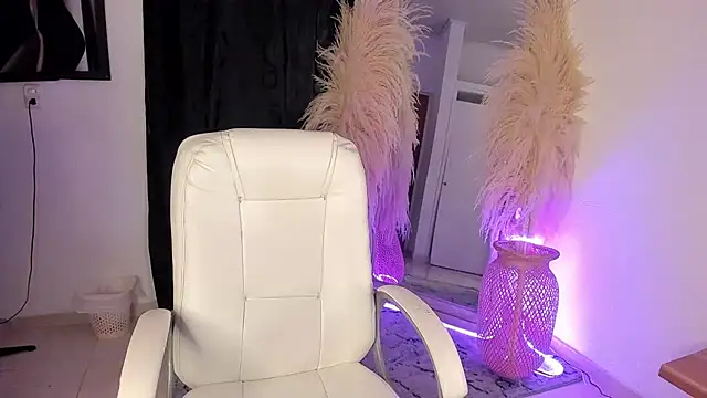 ALANAH KITTY online show from 09/10/25, 07:25