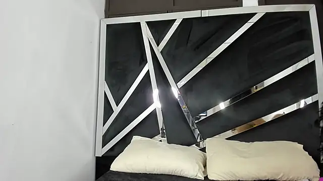 Sofia-candyht online show from 03/19/25, 09:05