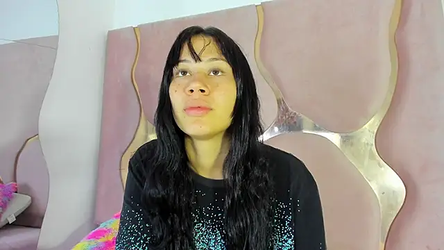 Snapshot of Sofia-candyht chatting on 06/30/26, 08:32 Sofia-candyht online show from 06/30/26, 08:32