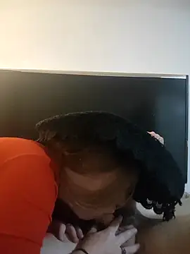 SpecialSpecies online show from 09/28/25, 08:42