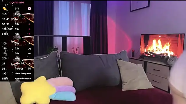 Snapshot of SweetDarcy chatting on 02/15/25, 03:06 SweetDarcy online show from 02/15/25, 03:06