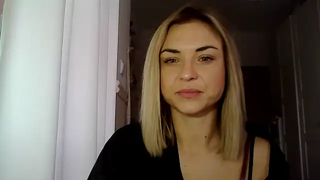 Snapshot of ashley_xlove chatting on 12/06/24, 08:15 ashley xlove online show from 12/06/24, 08:15