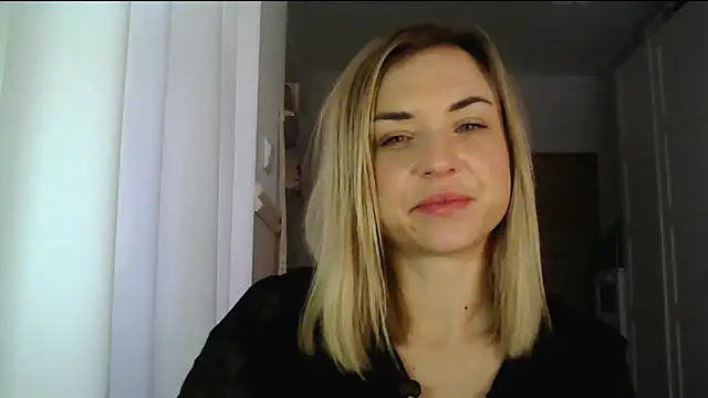 Snapshot of ashley_xlove chatting on 01/13/25, 08:05 ashley xlove online show from 01/13/25, 08:05