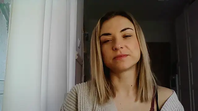 Snapshot of ashley_xlove chatting on 02/24/25, 07:44 ashley xlove online show from 02/24/25, 07:44