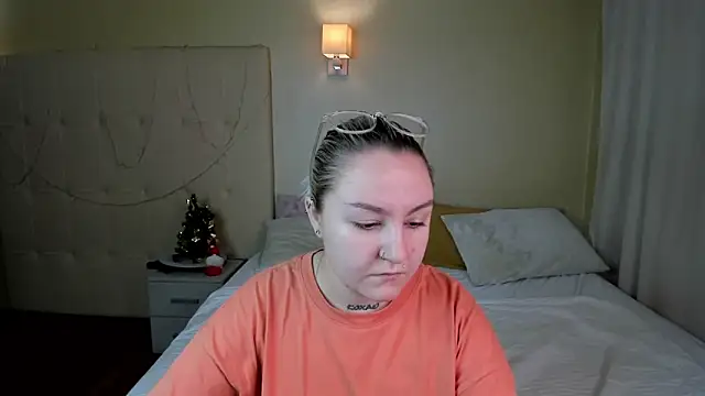 Debbie Taylor online show from 12/24/24, 03:16