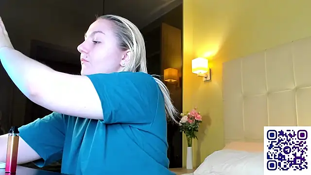 Debbie Taylor online show from 10/10/25, 04:50